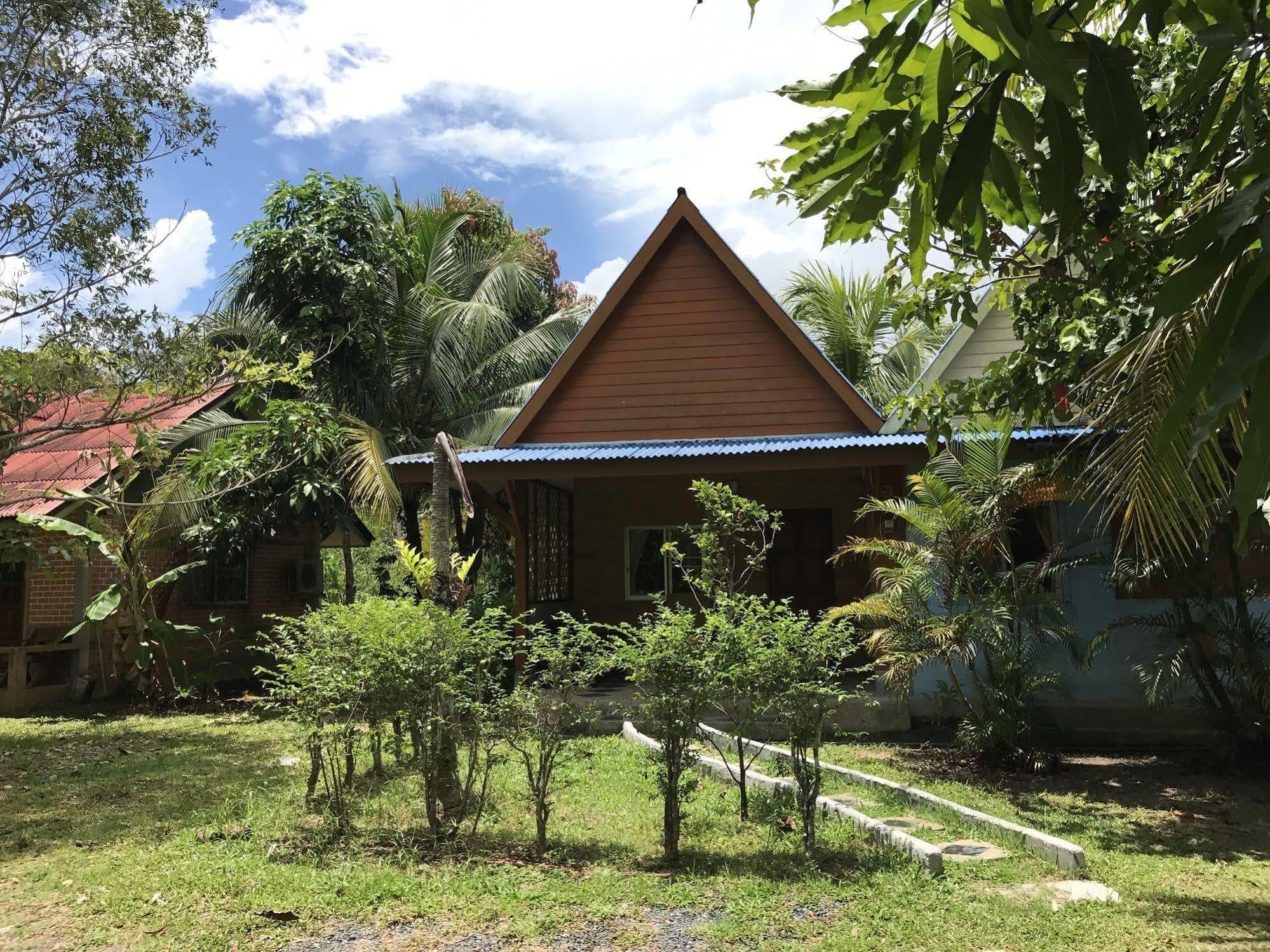 Coconut Bungalow Nai Yang Beach المظهر الخارجي الصورة