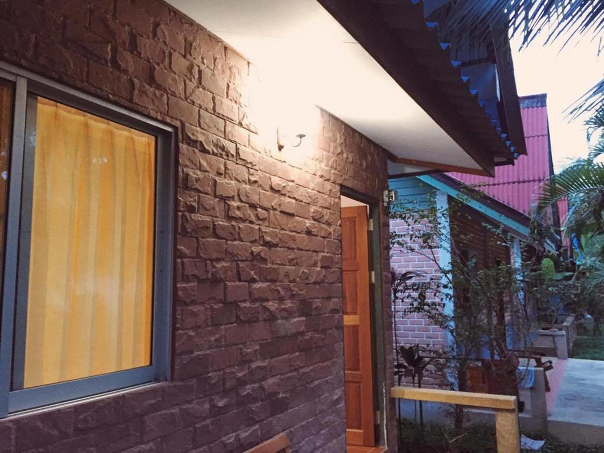 Coconut Bungalow Nai Yang Beach المظهر الخارجي الصورة